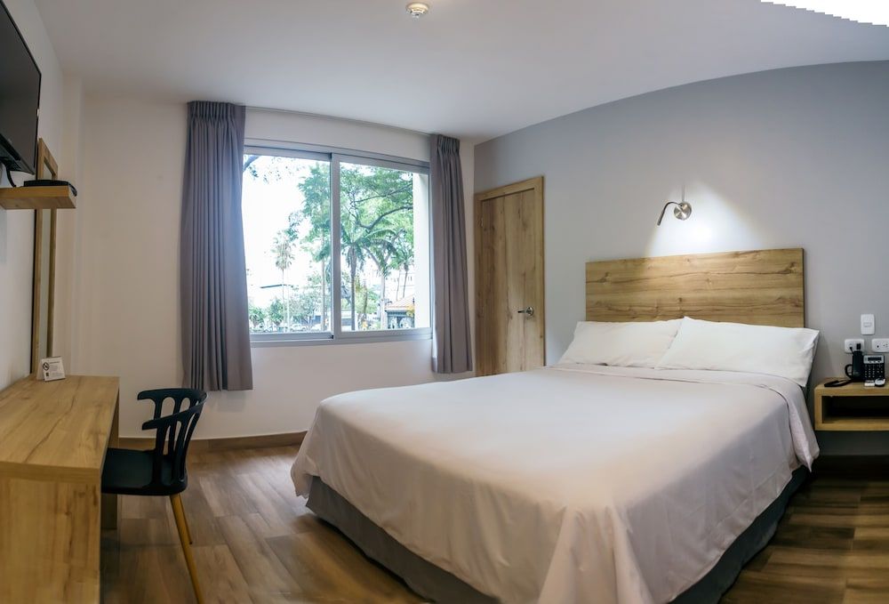 Standard Double Room, 1 Queen Bed