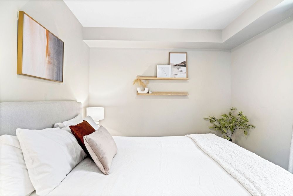 undefined Lakefront Getaway 5