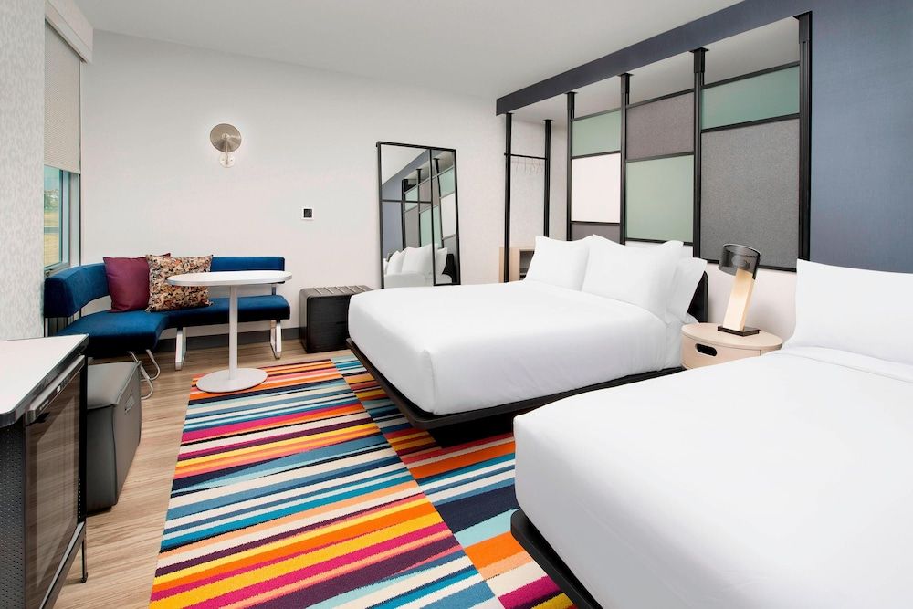 Room, 2 Queen Beds, Non Smoking (Mobility Accessible, Roll-In Shower)