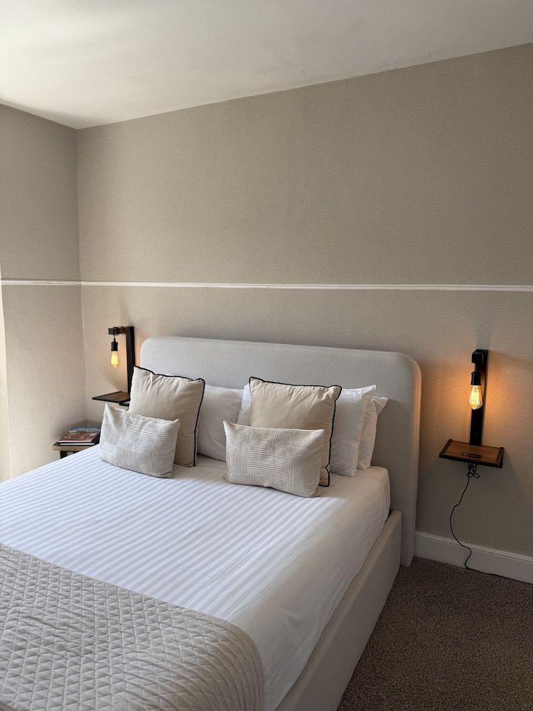 Glendevon Hotel Double Room, Ensuite 4