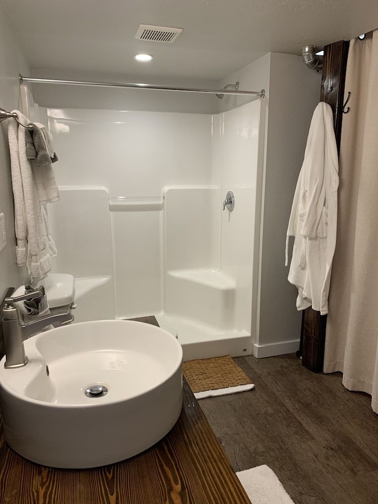 Escalante Yurts Aspen Yurt 6