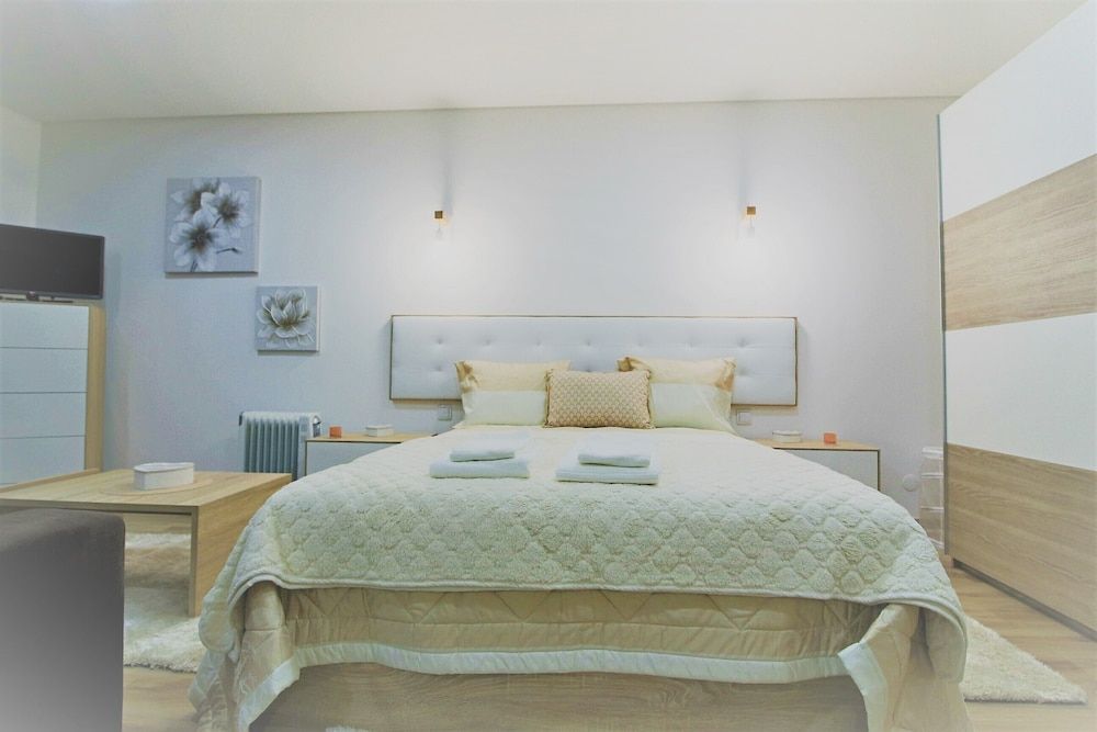 undefined Imperial Apartment 5