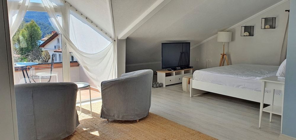 undefined A&B Home Hotel 9