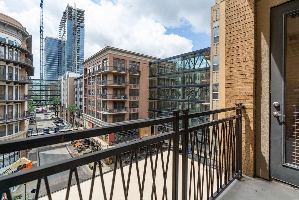 The Luxury Suites of Houston Comfort Suite, 1 Bedroom 14