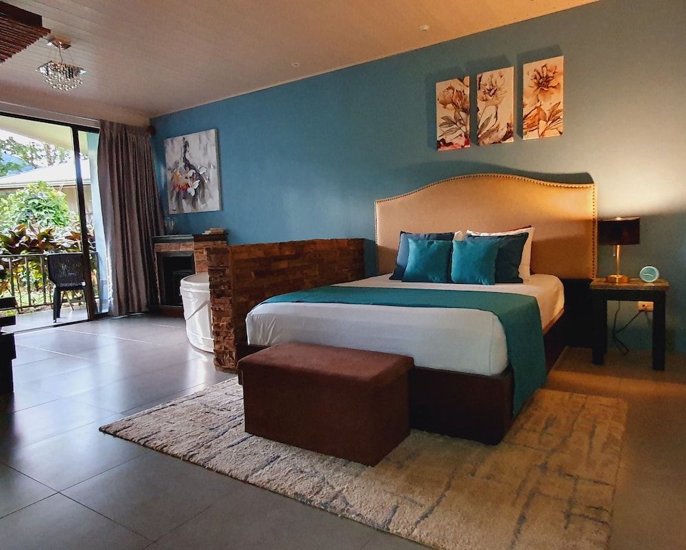 undefined Yellow Tree Suites 10