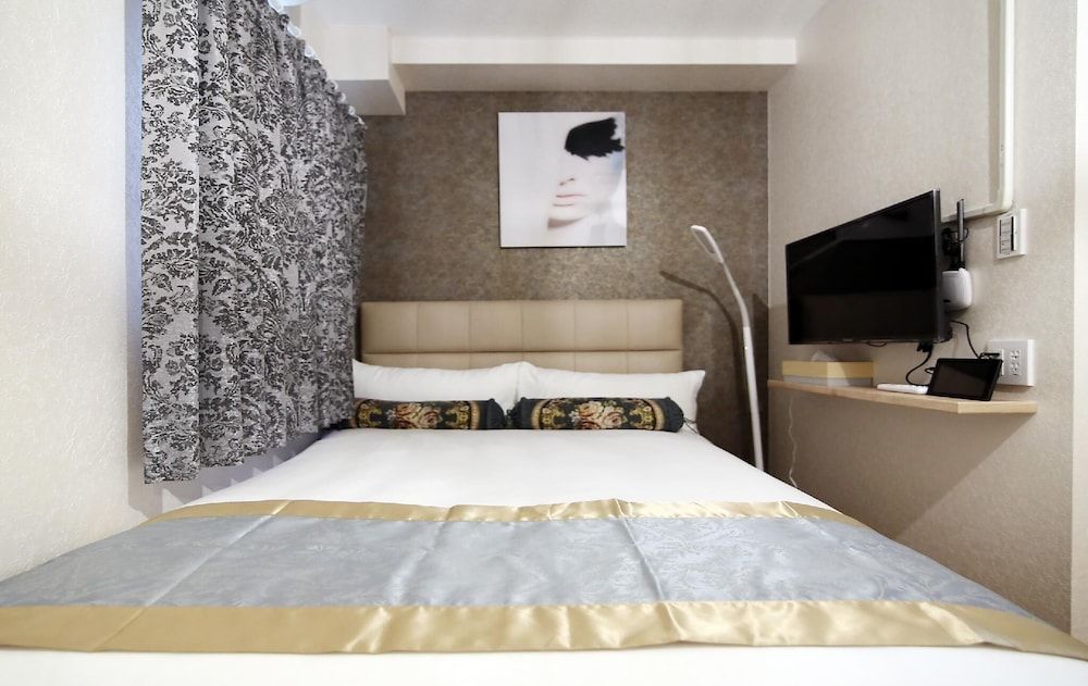 undefined Shinjuku Global Hotel 4