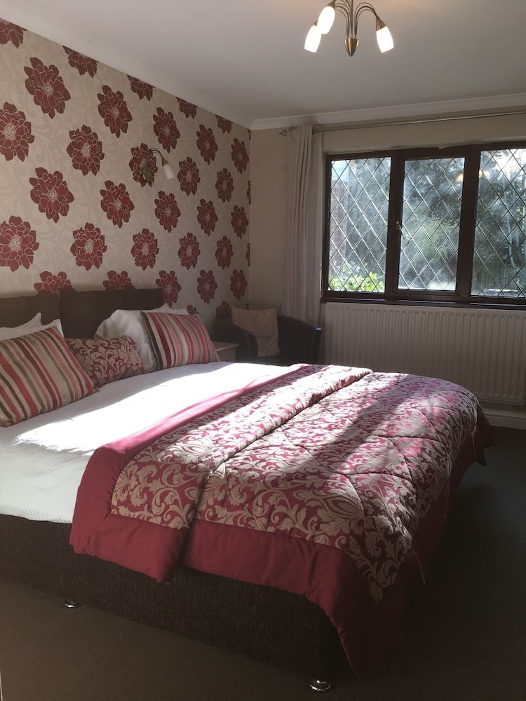 Superking or Twin Room, Garden View