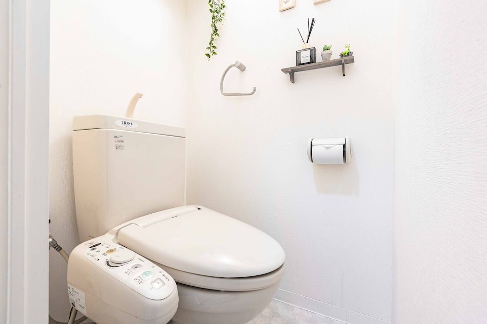 Bloom Nagahori Apartment (Bloom Nagahori 501) 15