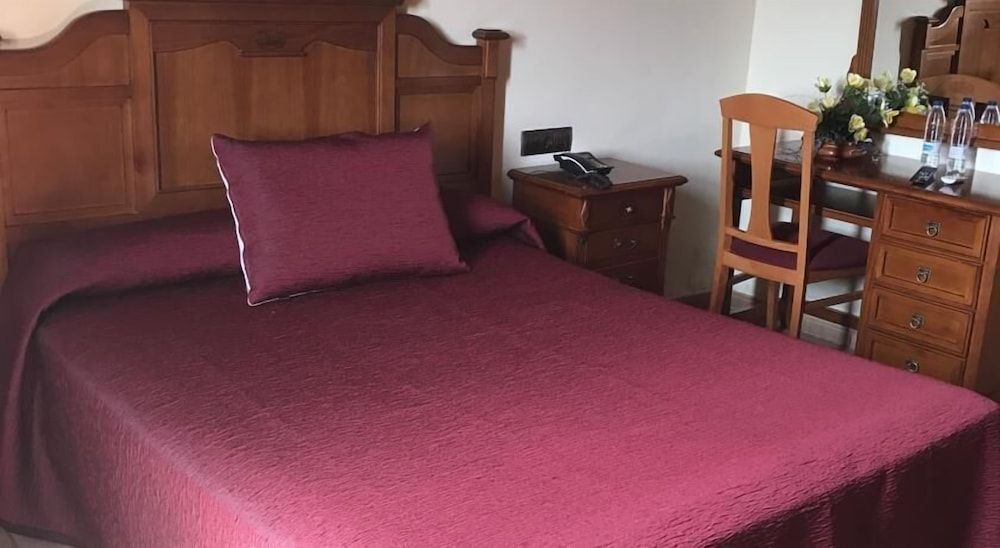 Hotel Alfonso VIII Double Room, Terrace (or doble) 4