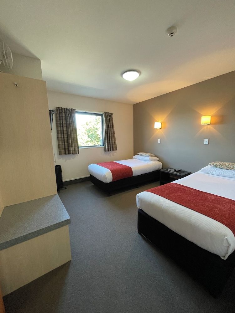 Bella Vista Motel Ashburton Family Apartment, 1 Bedroom 3