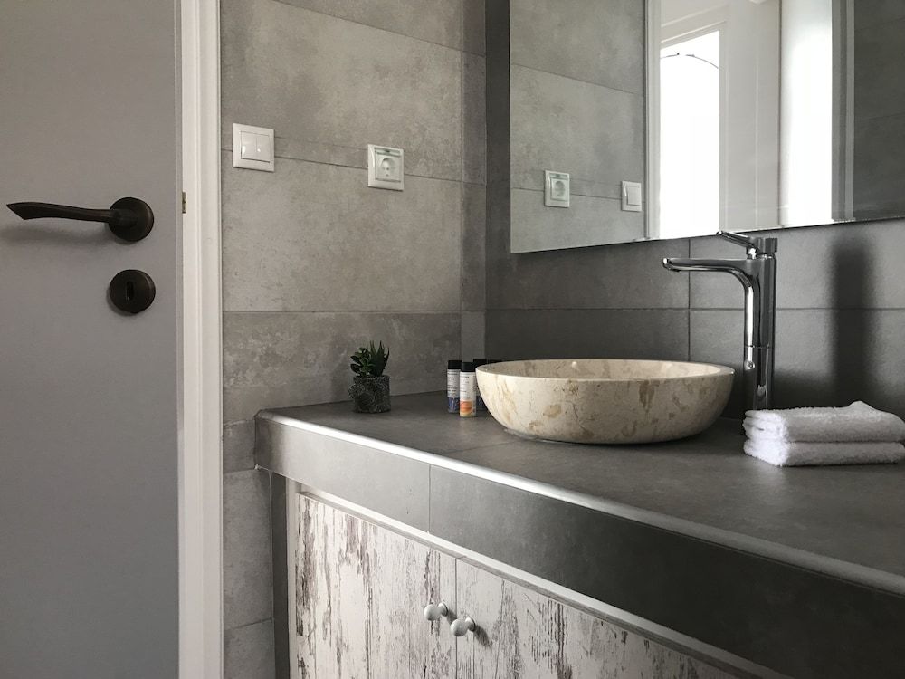 undefined Elia Residences Santorini 10