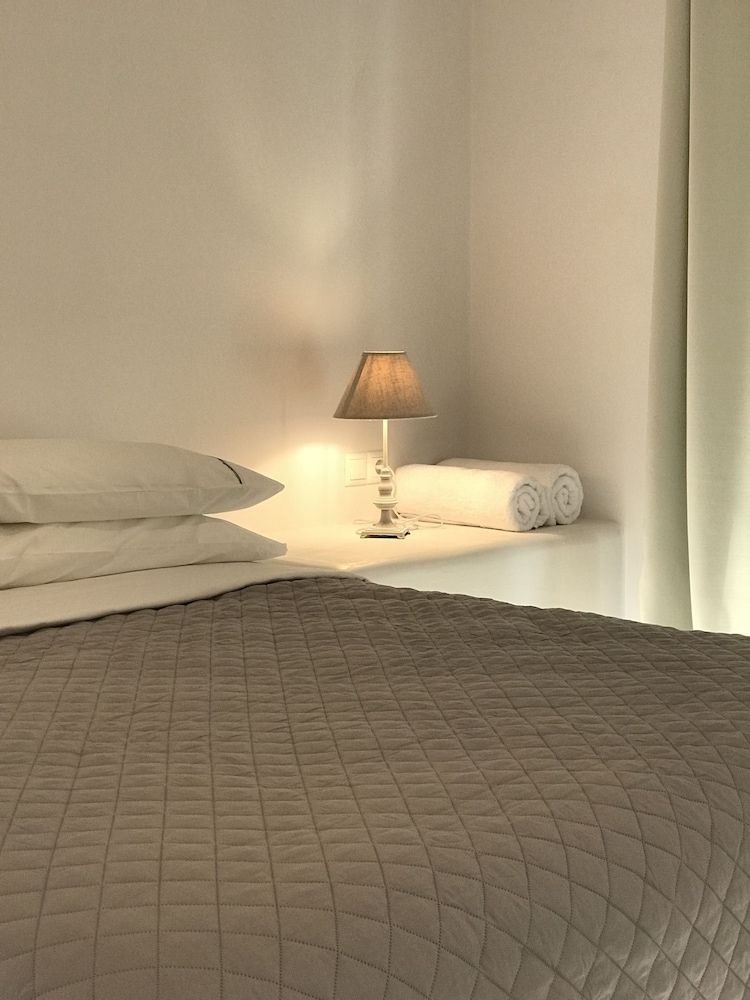 undefined Elia Residences Santorini 6