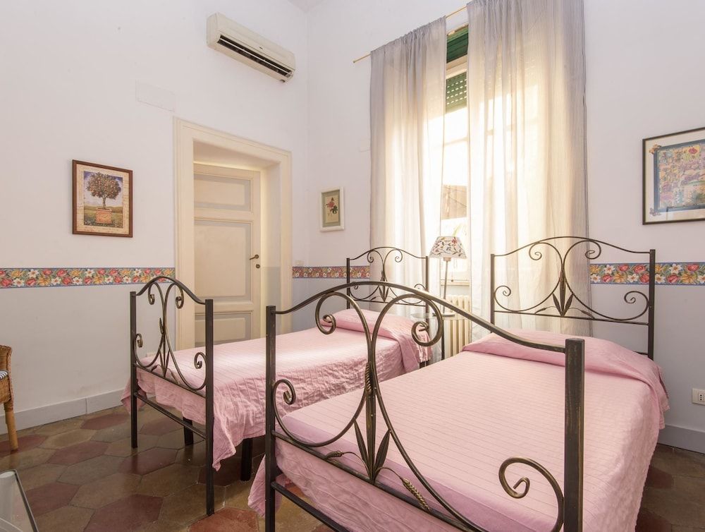 RSH Ara Pacis Terrace Apartment Apartment, 2 Bedrooms, Terrace 5