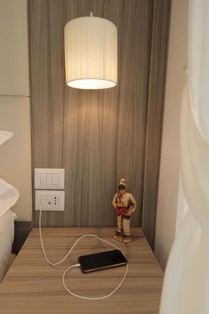 Garibaldi Suite Standard Double or Twin Room 13