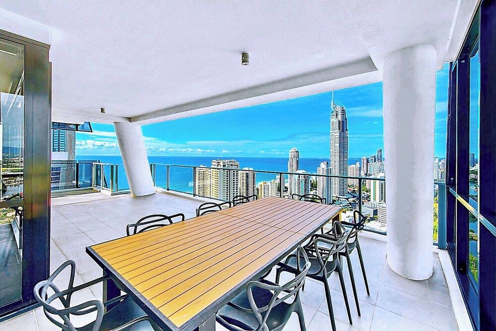 Circle On Cavill Surfers Paradise Apartments-Holiday Paradise Premium Apartment, 3 Bedrooms, Kitchen, Sky Ocean View 21