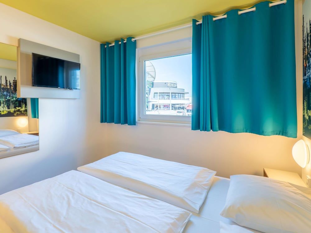 B&B Hotel Ludwigshafen Double Room 2