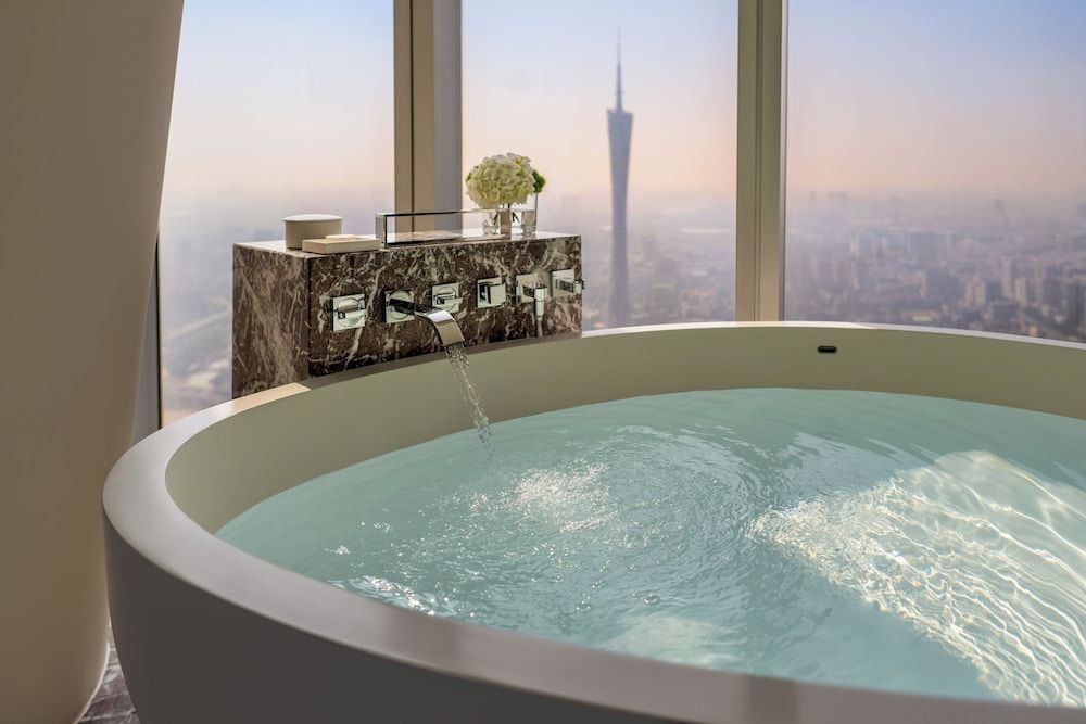 undefined Four Seasons Guangzhou 6