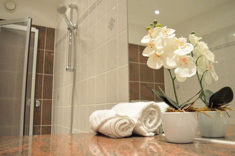 Carea Residenz Hotel Harzhöhe Triple Room 5