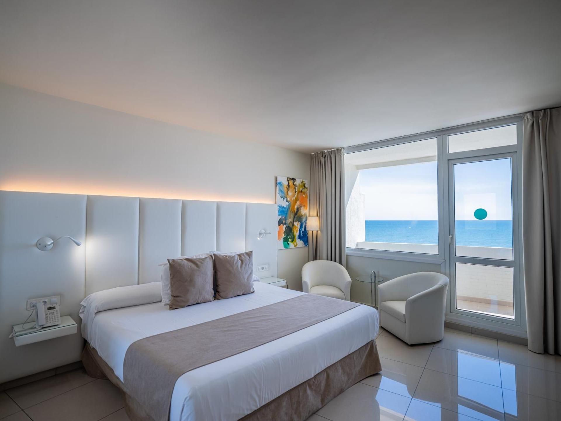 Superior King Room with Sea View
