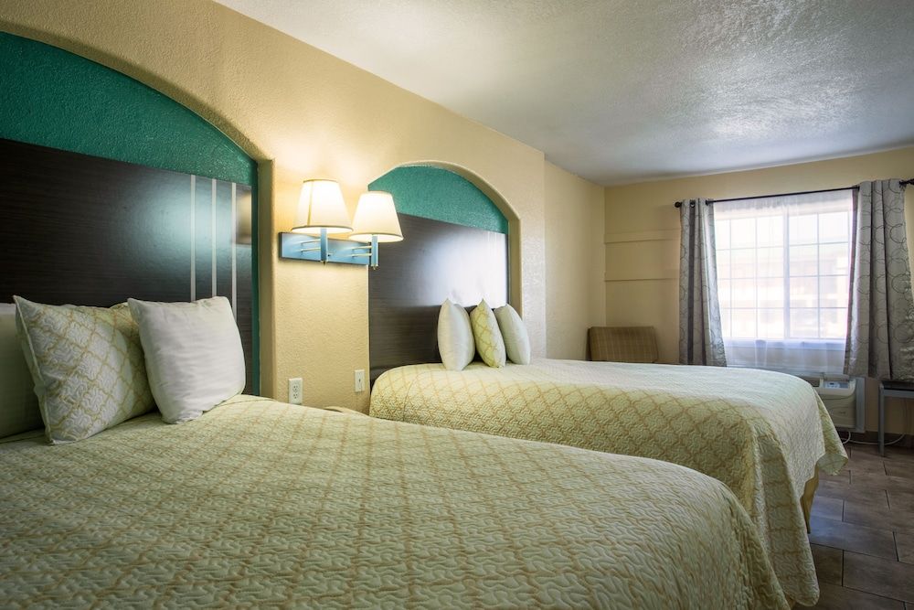 Standard Room, 2 Queen Beds
