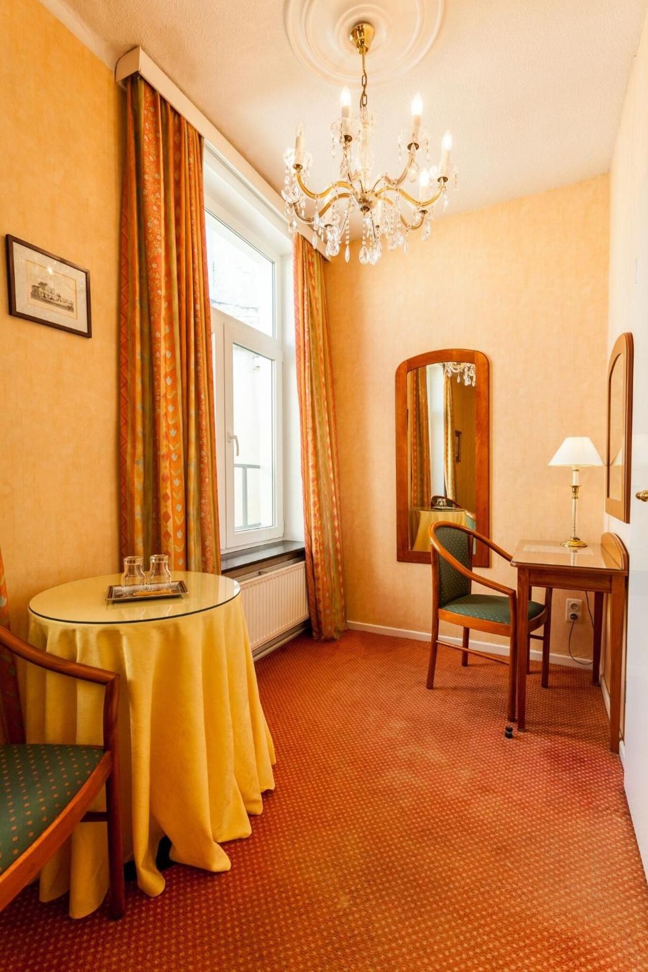 Double Room Courtyard