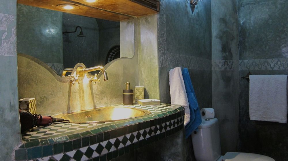 Riad Maizie Comfort Triple Room, Courtyard View 42