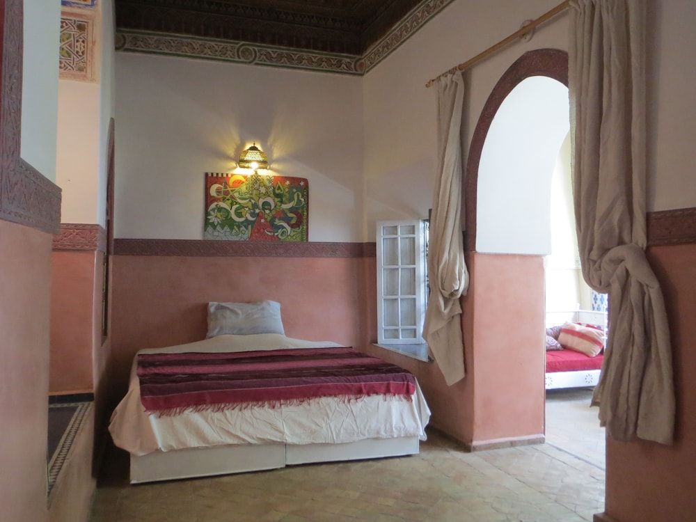 Riad Maizie Comfort Triple Room, Courtyard View 6