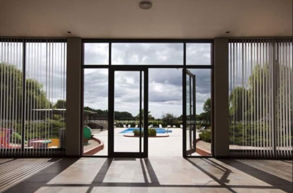 Fuente Mayor Hotel And Resort Bungalow (6 People) 10