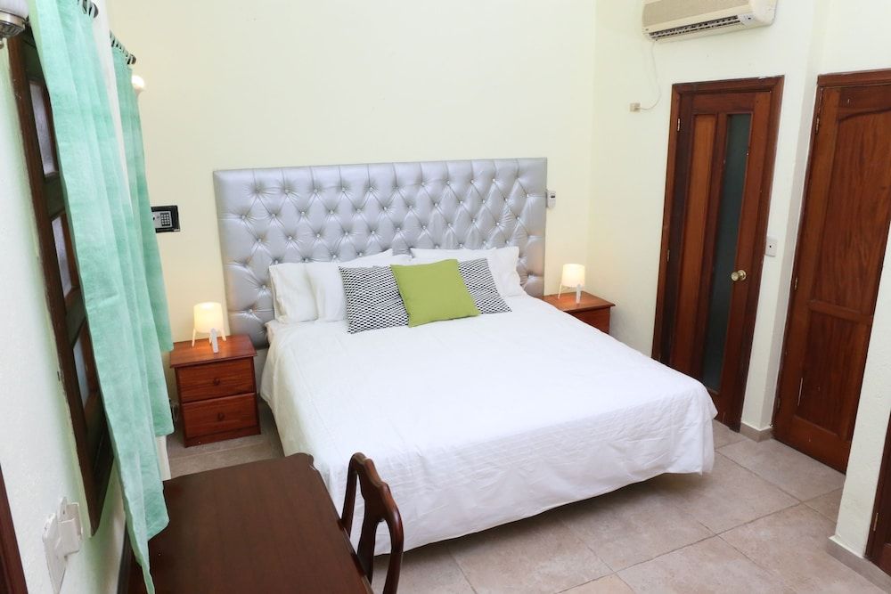 Deluxe Double Room, 1 King Bed, City View