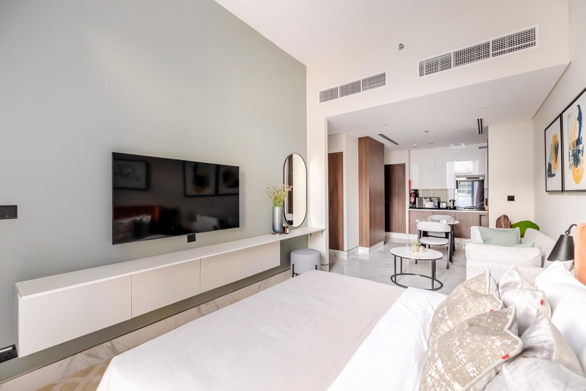 undefined Unlock J One 4