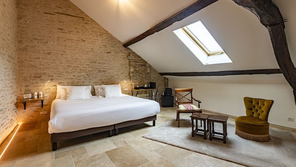 Junior Room