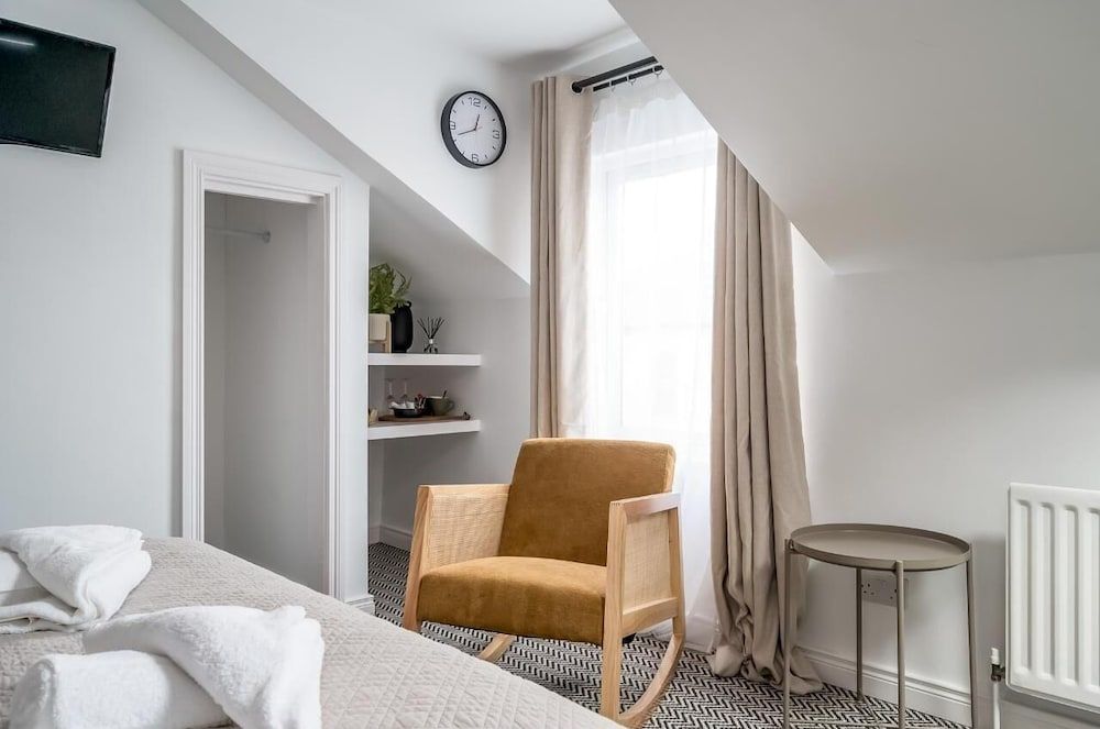 Wellesley Guest Accommodation Superior Double Room, Ensuite 34