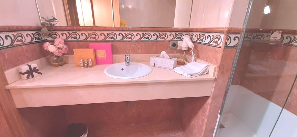 Hotel Nueva Plaza Superior Room 4