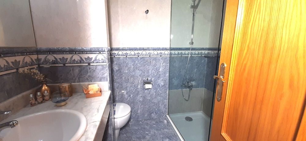 Hotel Nueva Plaza Comfort Double Room 11