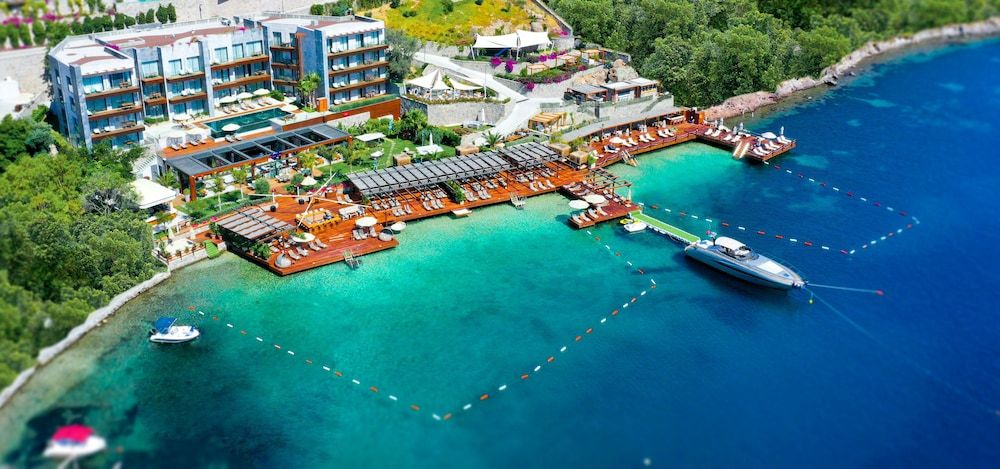 undefined Mare Deluxe Residences & Villas