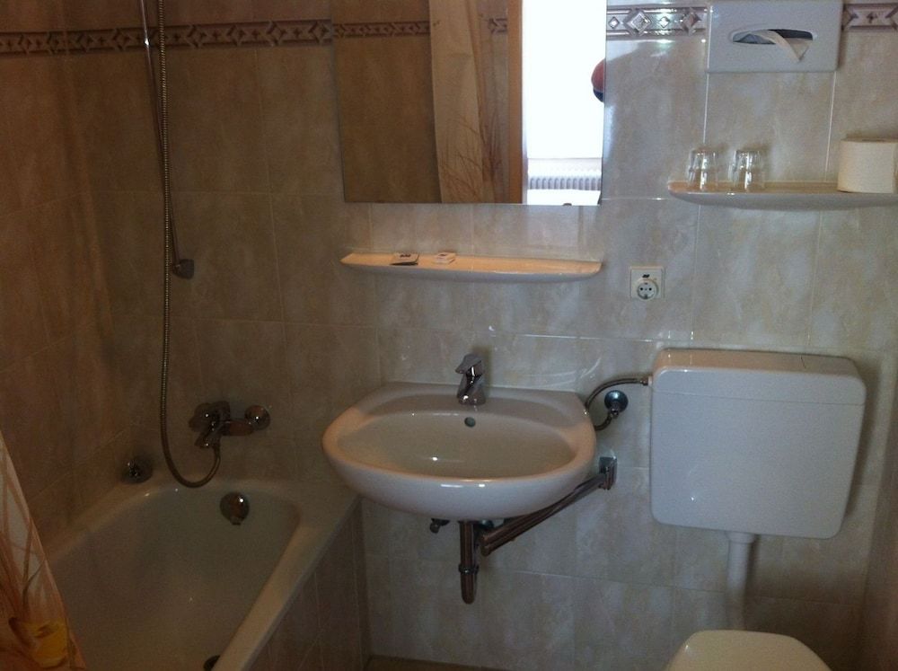 Europa Double Room 9