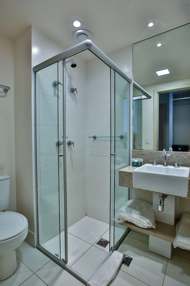 Transamerica Executive Campos dos Goytacazes Family Room 5