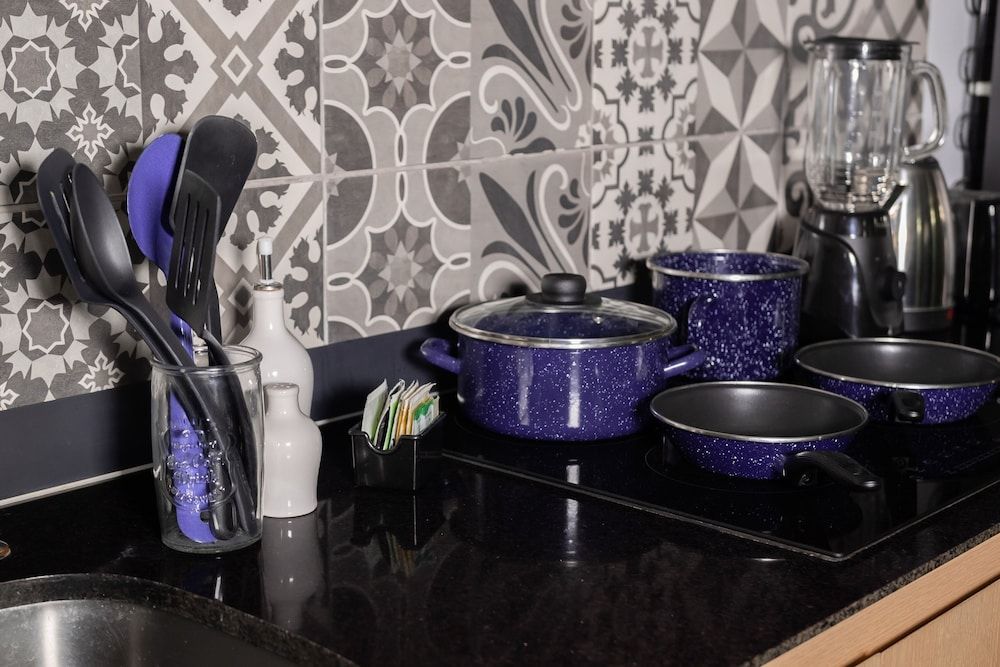 NIU Modern & Centric Lofts Executive Apartment 12