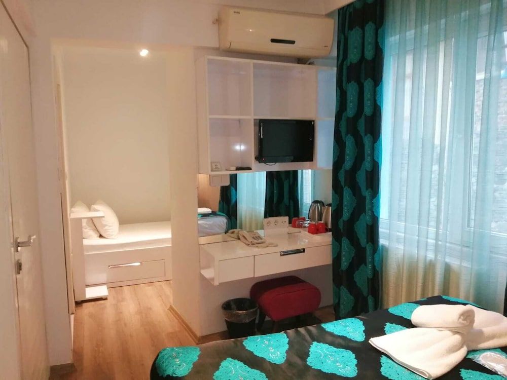 Family Triple Room, 2 Bedrooms, Non Smoking, City View