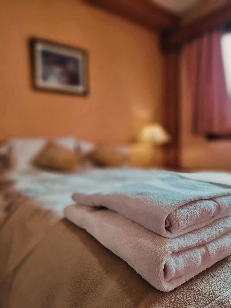 Flor Austral Basic Double Room 2