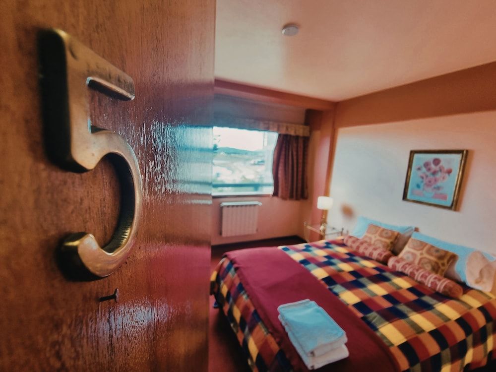 Flor Austral Basic Double Room 9