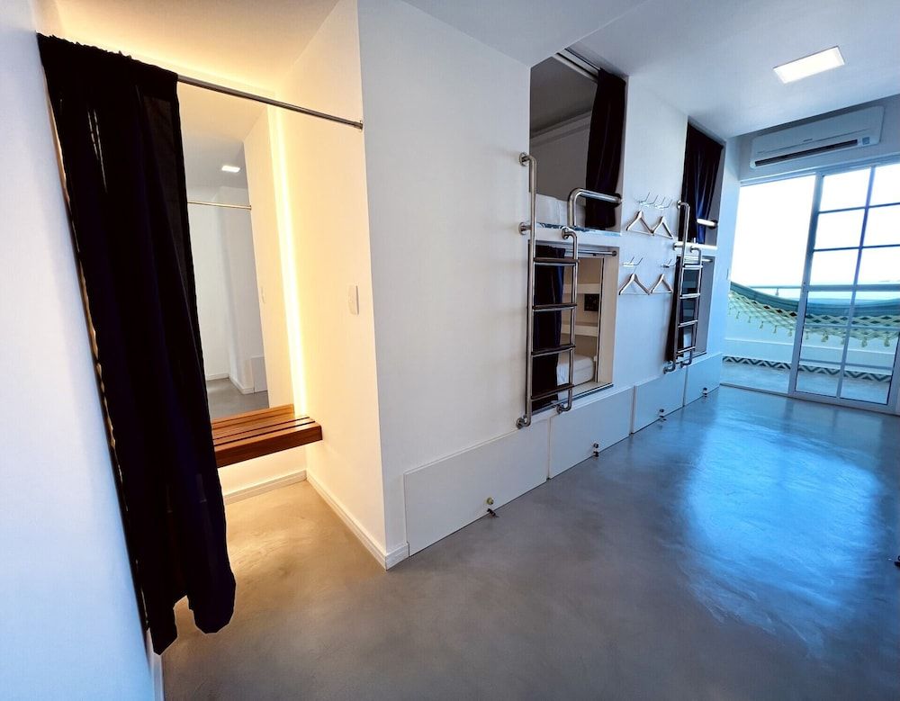 undefined Aquarela do Leme - Hostel 4