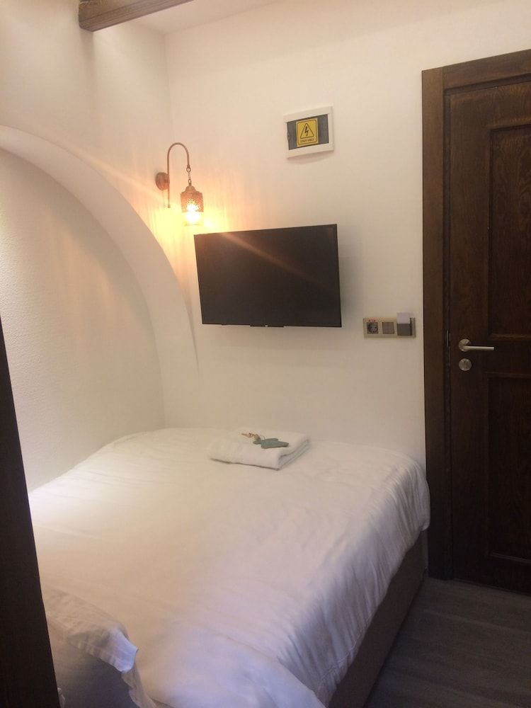 Mets Boutique Hotel Economy Double Room 6