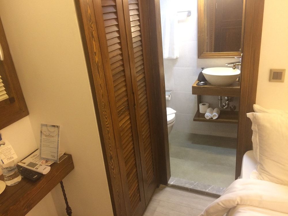 Mets Boutique Hotel Economy Double Room 2