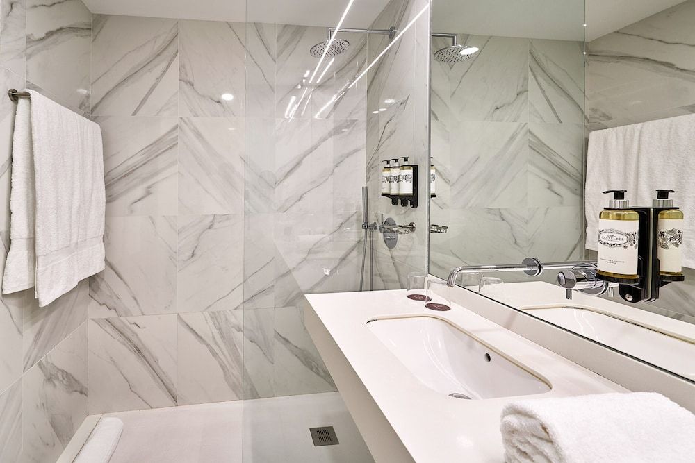 Ribeira Collection Hotel by Piamonte Hotels Panoramic Double or Twin Room, Balcony, River View 4