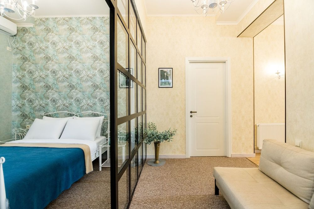 undefined Dat Exx on Freedom Square