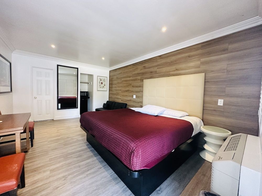Luxury Suite, 1 King Bed