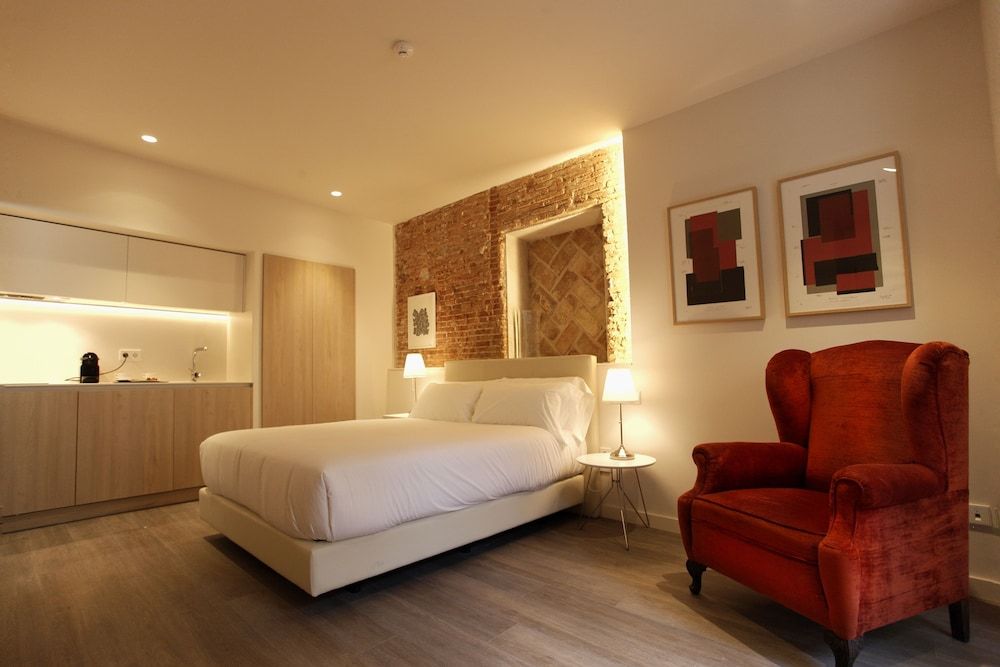 San Lorenzo Suites Standard Double Room