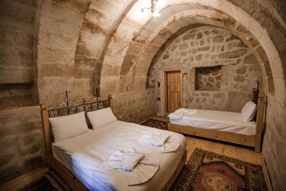 undefined Kookaburra Hotel 8