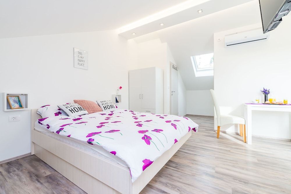 undefined Bovolini's Place 2